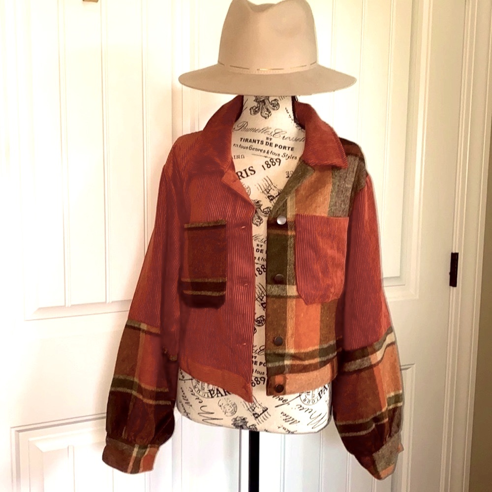 Boutique Fall Shacket - Picture 5 of 7